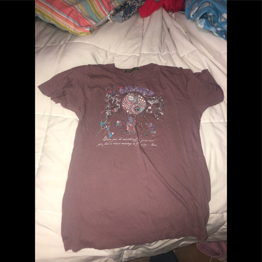 Alternative earth shirt made in Peru
